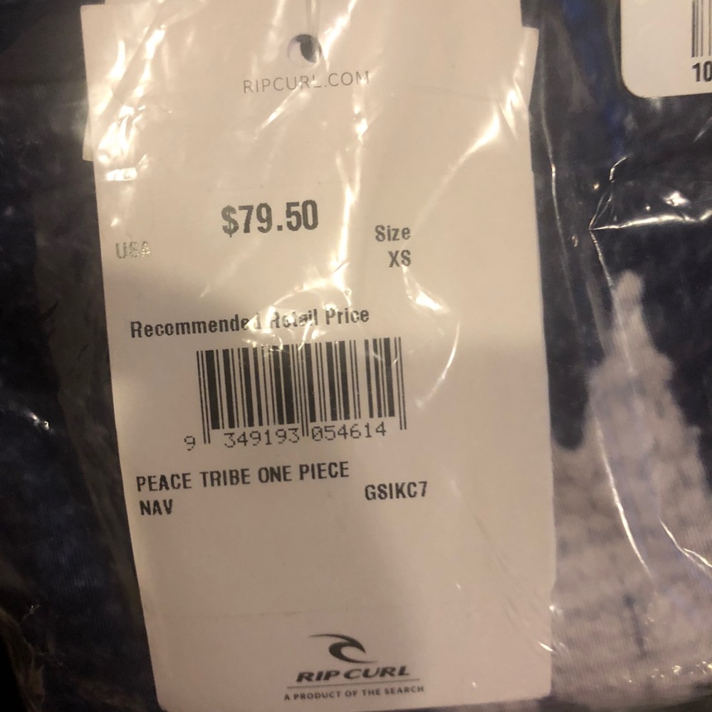 Rip curl peace tribe one piece - Picture 5 of 6
